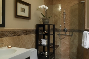Lakeview Bathroom